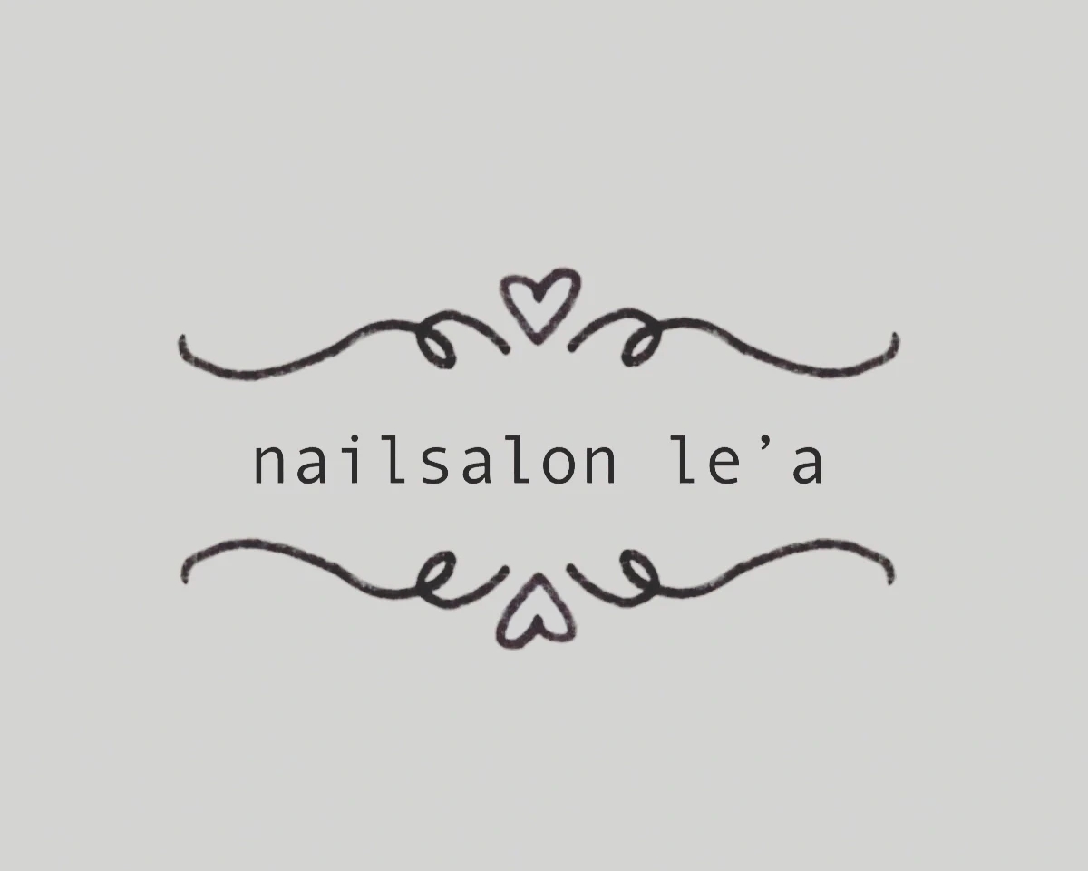 nailsalon le'aのロゴ